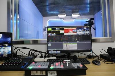 繼續教育學院智慧演播室正式啟用，開啟數字內容制作服務新篇章